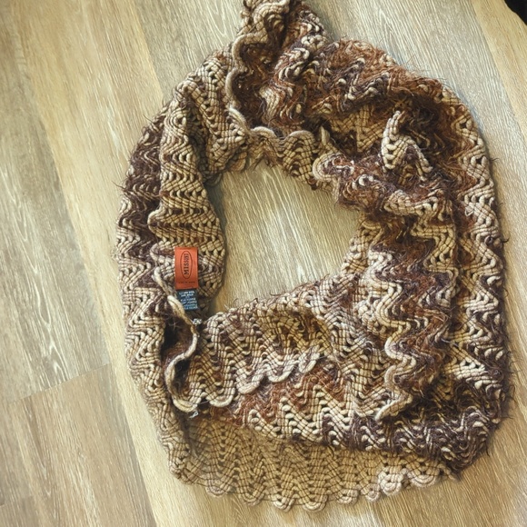Missoni brown wool zigzag infinity scarf. - Picture 4 of 6